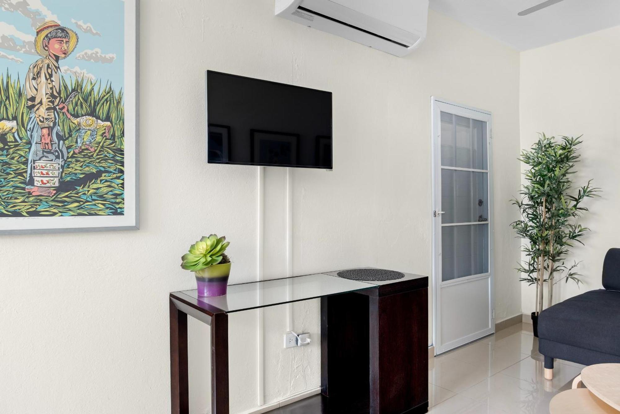 Apartment Prime Location At Condado 1br 1 Ba - 7